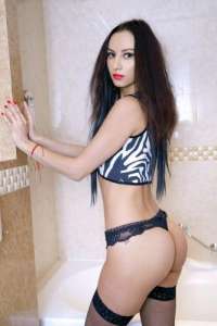 Erdemli Escort Sizinle En Sert ve Unutulmaz Anları Yaşamak İçin Burada