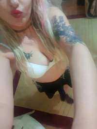 Erdemli'nin Göz Alıcı Escortuyla Mükemmel Anılara Yelken Açın!