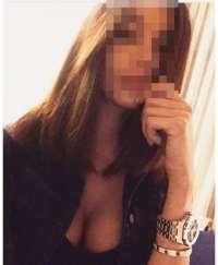 İnce Beli ve Büyüleyici Gülümsemesiyle Erdemli Escort