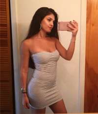 Mersin Erdemli'deki Büyüleyici Escort: Aşkın ve Tutkunun Özünde