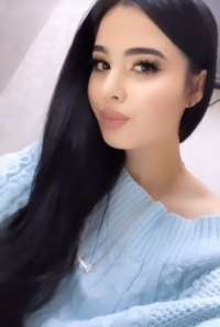 Mersin Merkez Eskort: Sizinle Tanışmayı Bekleyen Zarif Bir Kadın