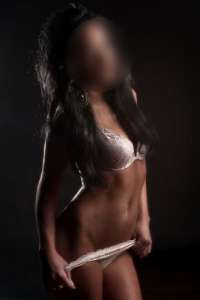 Tutkulu ve Seksi Silifke Bayan Escort: Size Ayrıcalıklı Hizmet Sunuyor!